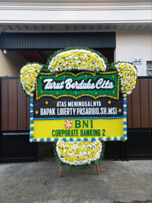 Papan Bunga Duka di Pondokaso Tengah